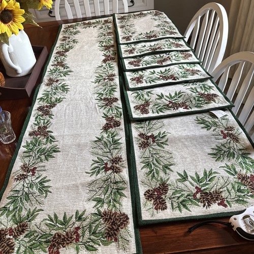 Holiday table runner 6 - runner,